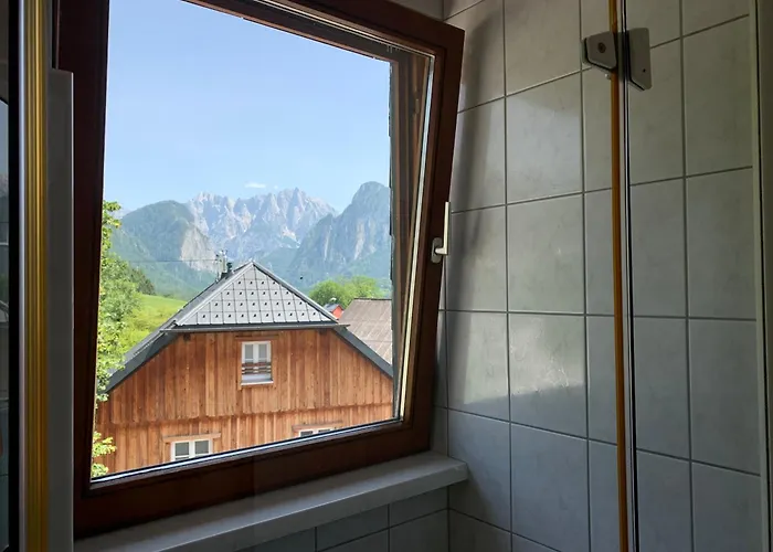 Wengerwirt Zur Laube Komfortzimmer Deluxe فندق مبيت وإفطار 3*