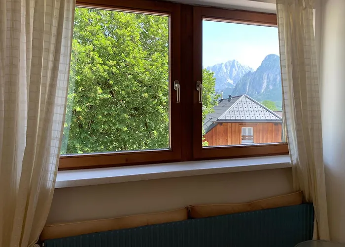 Wengerwirt Zur Laube Komfortzimmer Deluxe فندق مبيت وإفطار